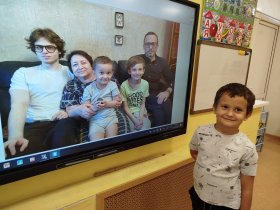 Занятие на тему «В гости к бабушке и дедушке»